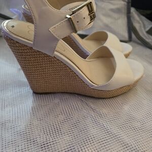 Jessica Simpson Cream Platform Wedges